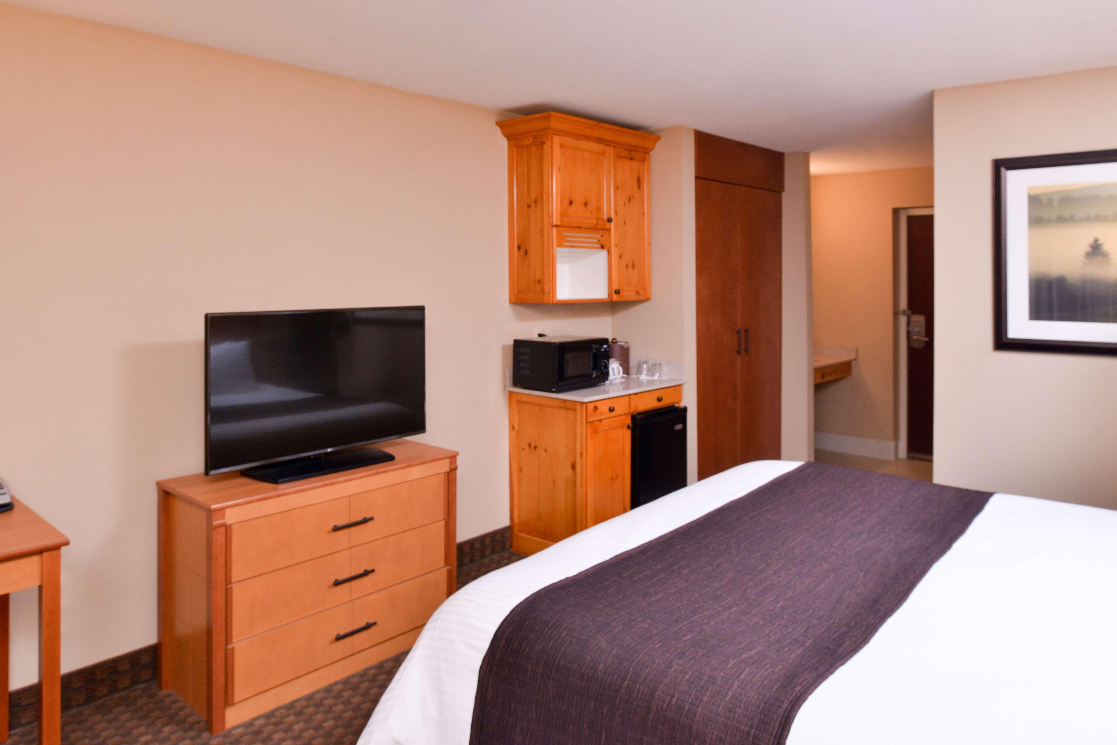 Best Western Plus Olympic Inn Кламат Фолс Екстериор снимка