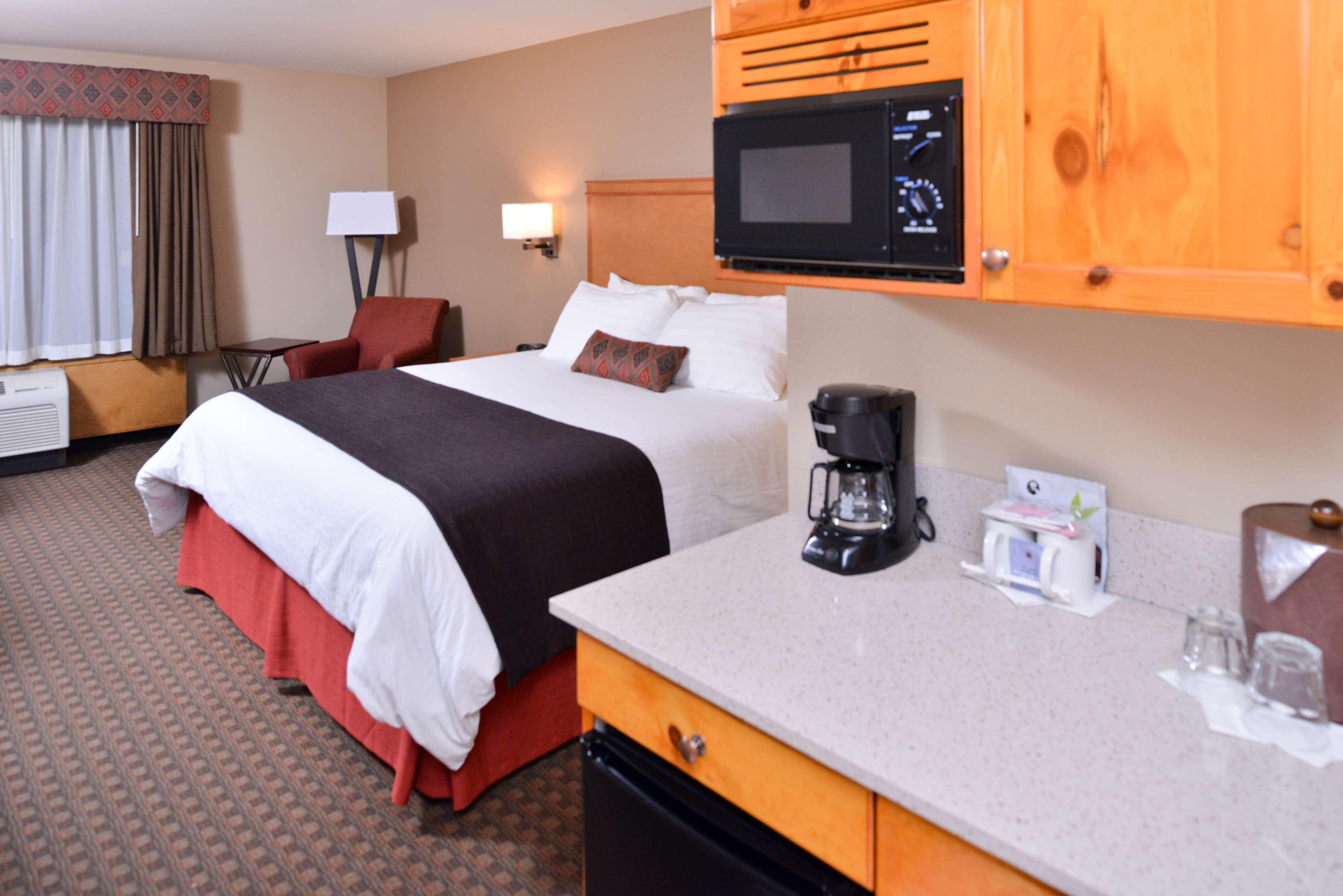 Best Western Plus Olympic Inn Кламат Фолс Екстериор снимка