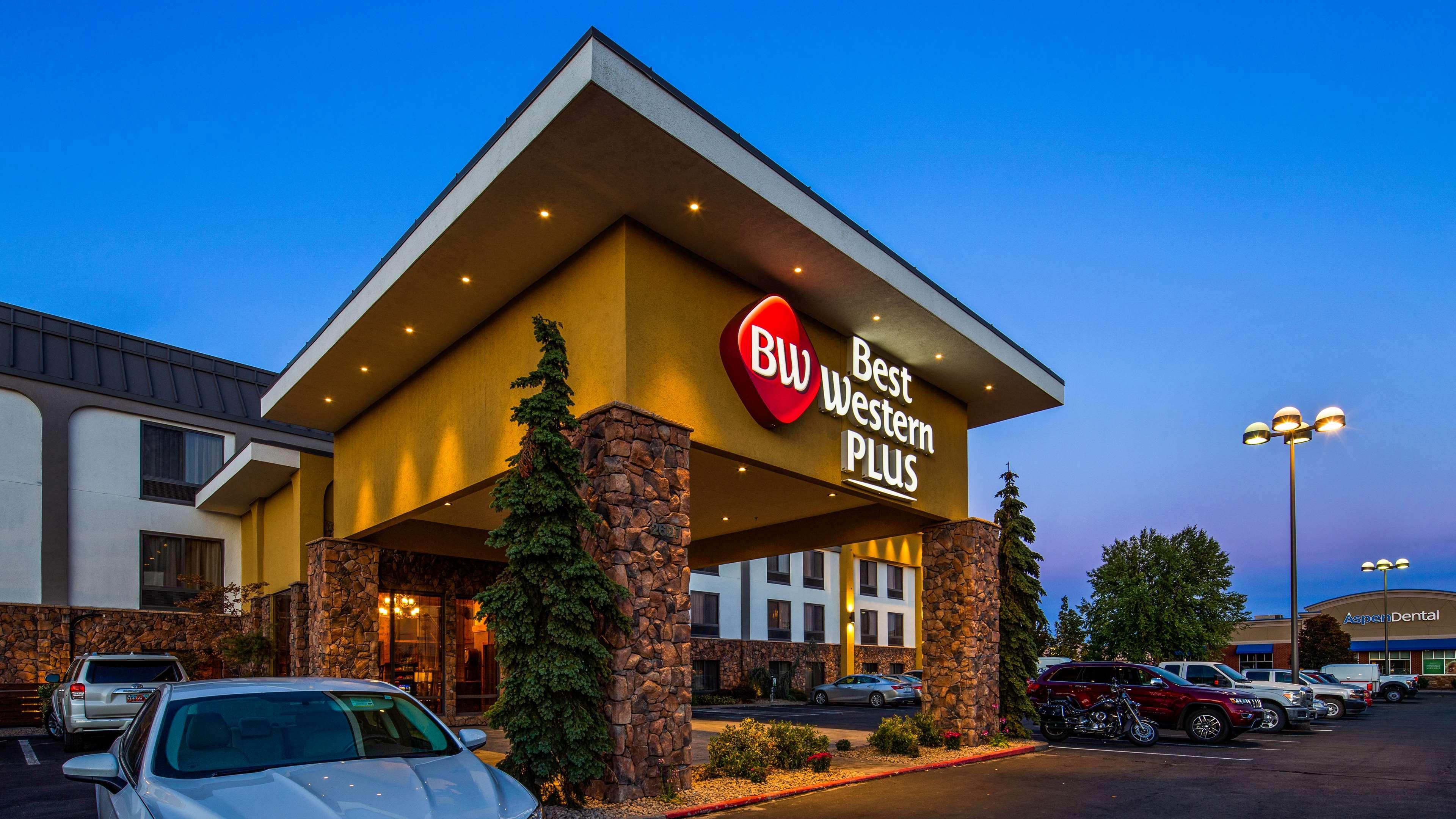 Best Western Plus Olympic Inn Кламат Фолс Екстериор снимка