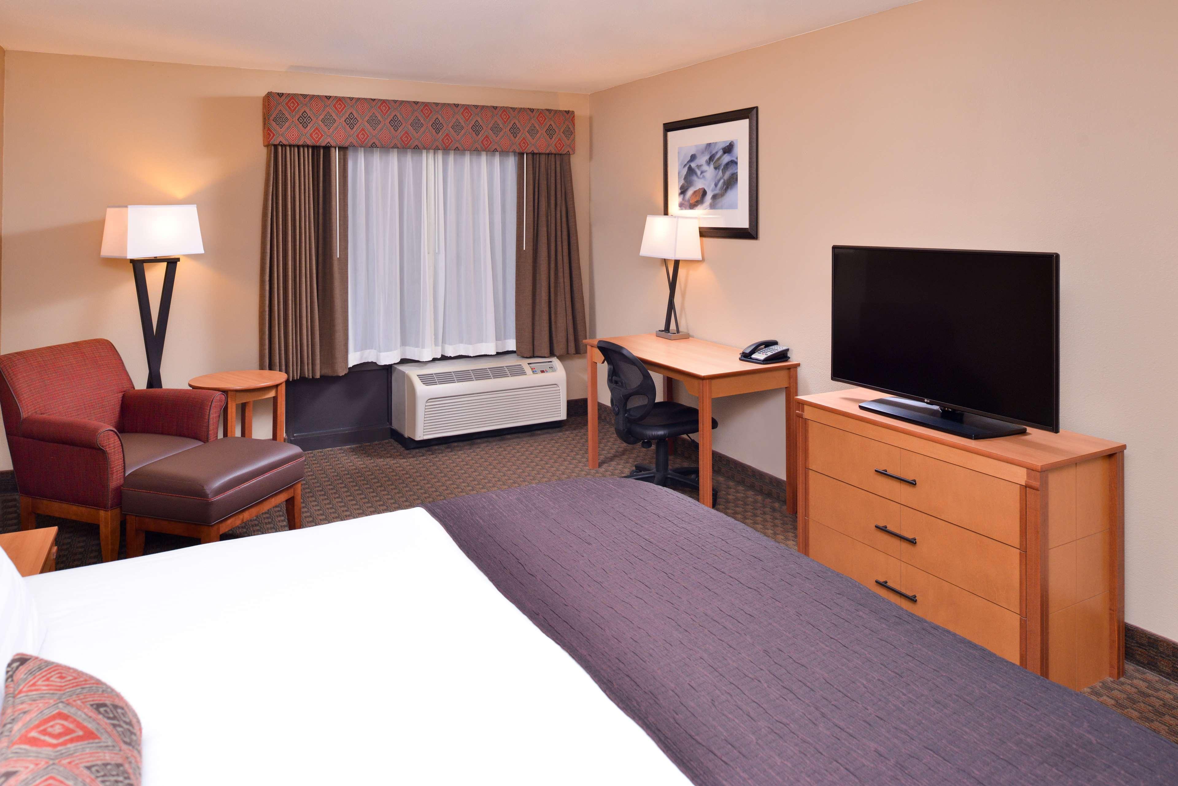Best Western Plus Olympic Inn Кламат Фолс Екстериор снимка