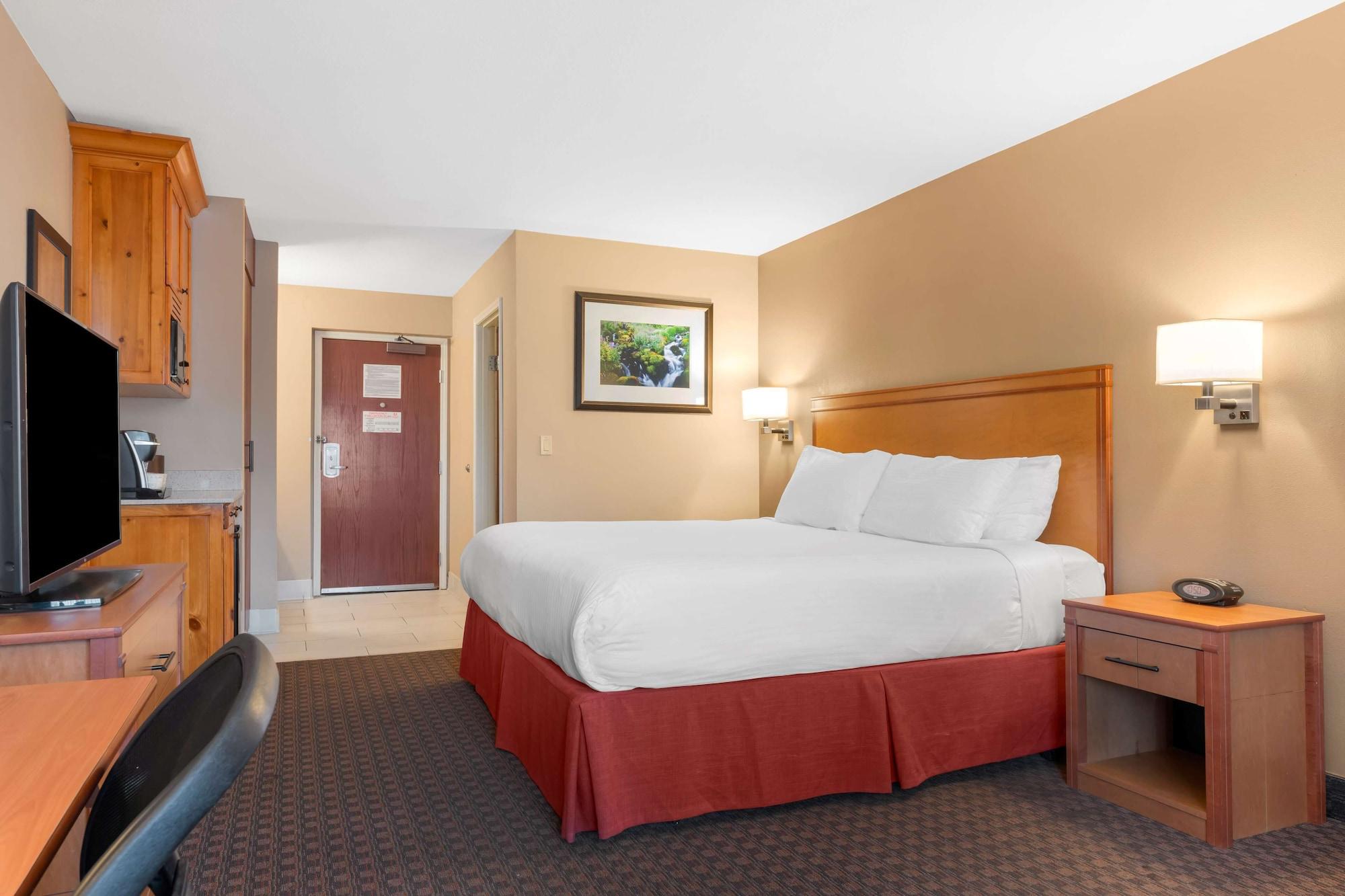 Best Western Plus Olympic Inn Кламат Фолс Екстериор снимка